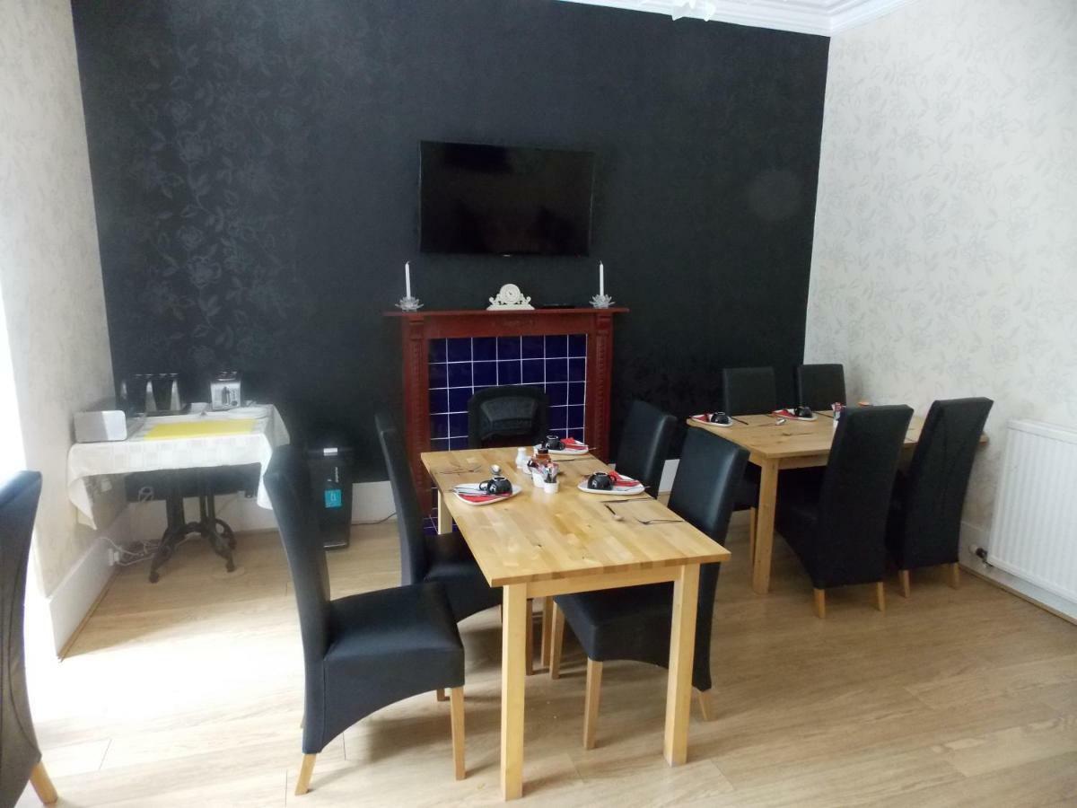 Station View Guest House Dyce Exterior foto